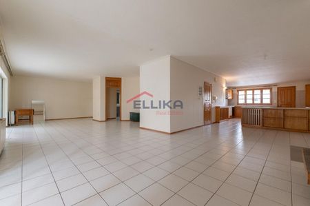Διαμέρισμα για ενοικίαση Θησείο (Ιστορικό Κέντρο) - Φωτογραφία 2