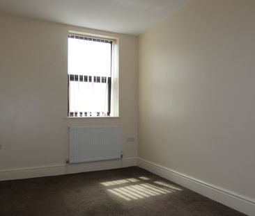 Alexandra Road Flat 7 - Photo 2