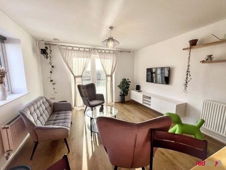 2 bedroom apartment to rent - Photo 4