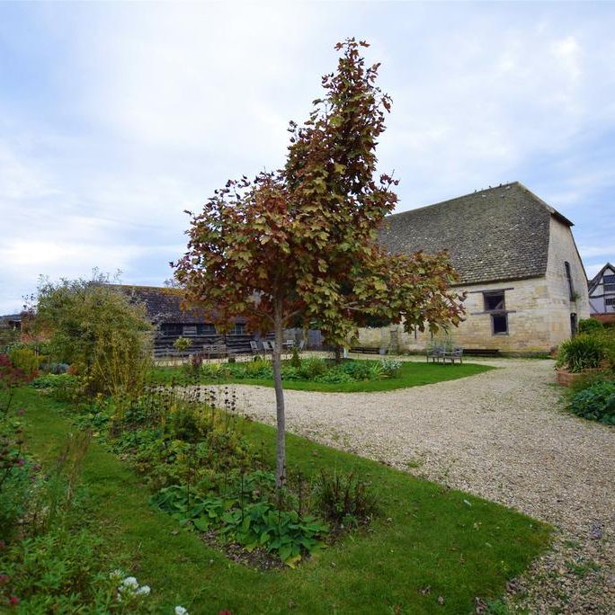 2 bedroom semi-detached house to rent - Photo 1