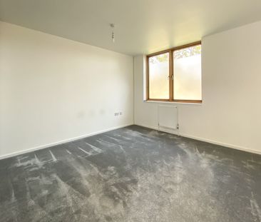 Flint Lane, CM17, Harlow - Photo 4