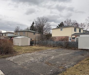 For Lease - 701 Leeder Court, Newmarket, Ontario - Photo 5