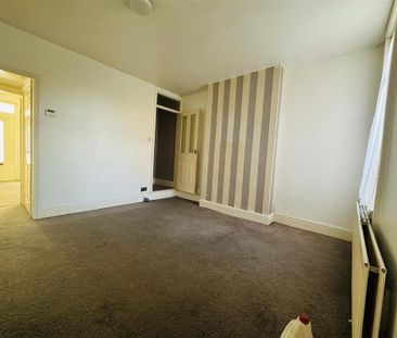 3 bedroom house to rent - Photo 2