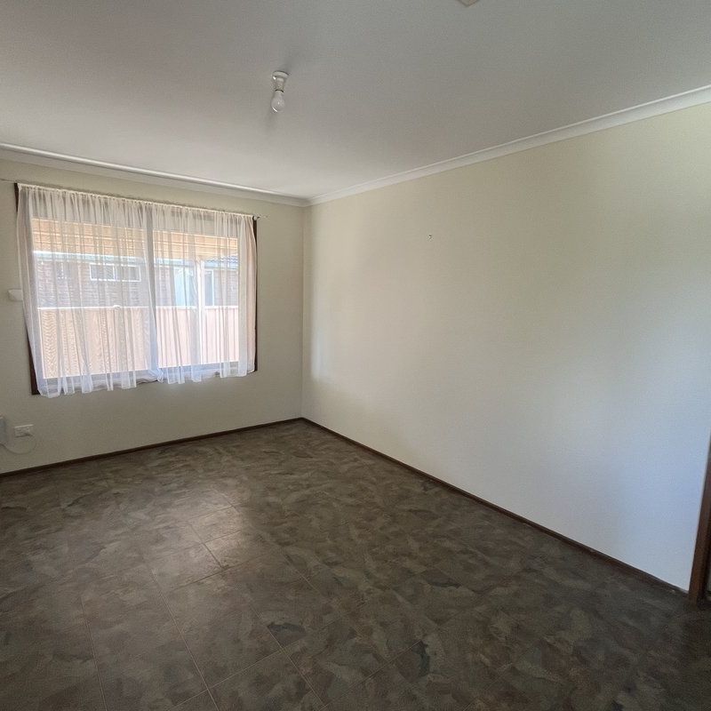 3 BEDROOM HOME! - Photo 1