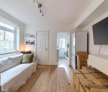 2 bedroom maisonette to rent - Photo 1