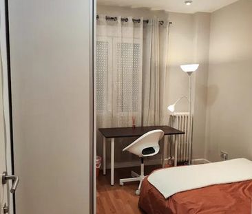 Calle de Bravo Murillo, Madrid, Community of Madrid 28020 - Photo 6