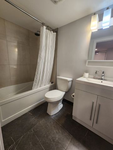 689 Churchill Avenue North - 302 - Photo 5