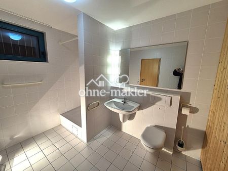 Frankfurt-Süd, in Dietzenbach-Steinberg, sehr schönes Haus mit großem Garten, Garage, EBK und Sauna. - Photo 3