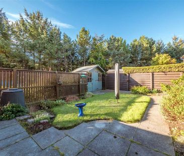 2 bedroom end of terrace house to rent - Photo 6