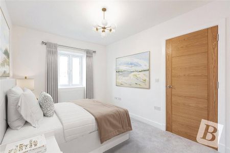 4 bedroom end of terrace house to rent - Photo 2