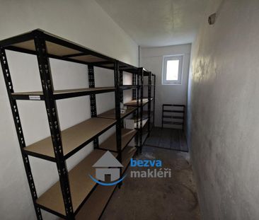 Pronájem bytu 3+1 78 m2 - Fotografie 3