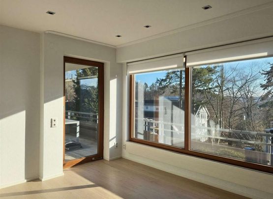 Helle 3-Zimmerwohnung mit Balkon, Terrasse und Stellplatz - Foto 1