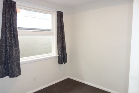 Two-Bedroom Unit Close to the City - Edgeware - Photo 4