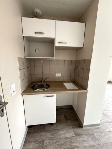 Location Appartement 1 pièce 24m² FRANQUEVILLE ST PIERRE 76520 - Photo 4