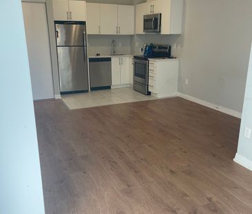 For Lease - 402 The East Mall N/A Unit# 119, Toronto, Ontario - Photo 3