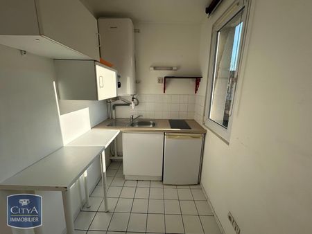 Location Appartement 1 pièce 19m² LILLE 59000 - Photo 4