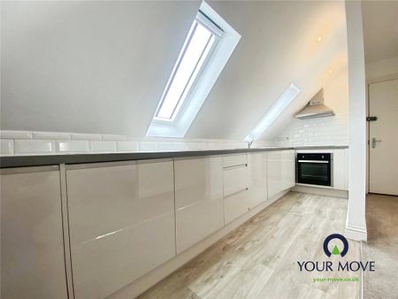 2 bedroom flat to rent - Photo 4