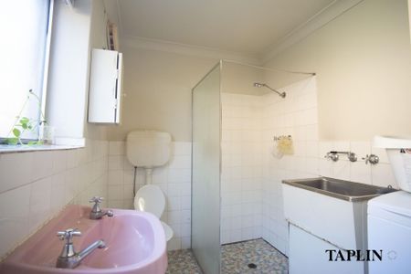 4/23 Military Road, West Beach - Photo 5