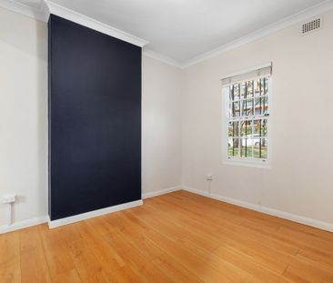 Three-Level Renovated Home with Private Courtyard - Photo 5
