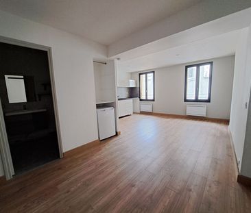 Location Appartement 1 pièce 27m² - Photo 3