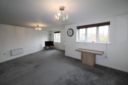 Broadlands Gardens, Pudsey - Photo 2