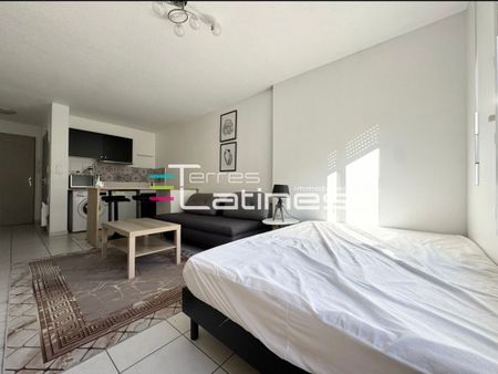 Location Appartement 1 pièce 24m² NIMES 30000 - Photo 3