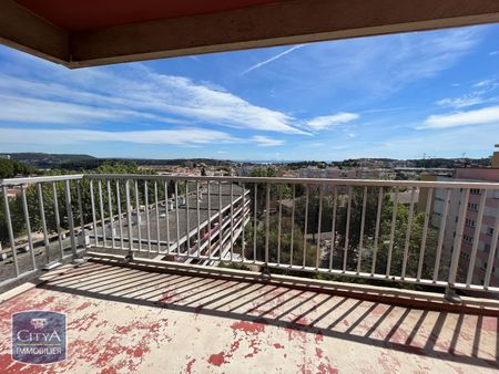 Location Appartement 3 pièces 68m² ISTRES 13800 - Photo 4