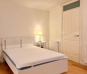 Studio to rent - Photo 6