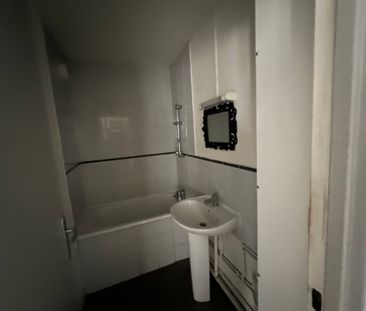 Location - Appartement T3 - 62 m² - Sochaux - Photo 2