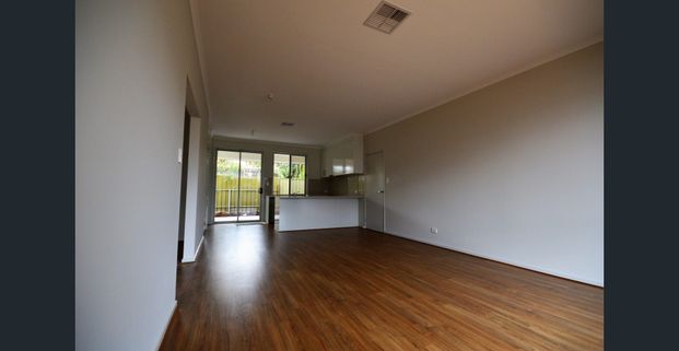 Welcome to 1B Comley Street, Brighton - A stunning family home that perfectly blends comfort and convenience. - Photo 1