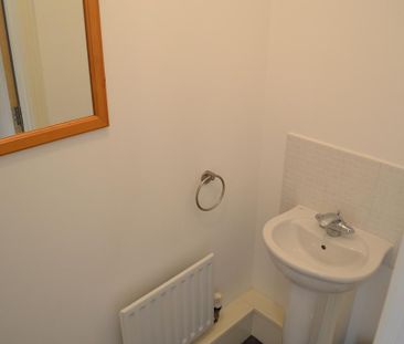 2 bedroom house to rent - Photo 3