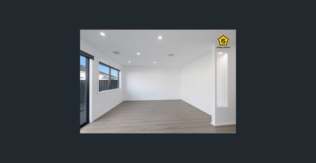 BRAND NEW House Close to Shopping Centre - Photo 1