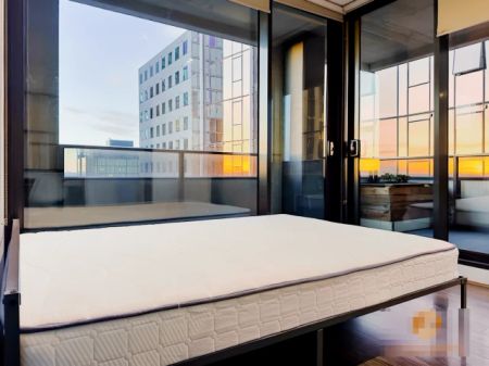 3b2b Master Bedroom - Photo 2