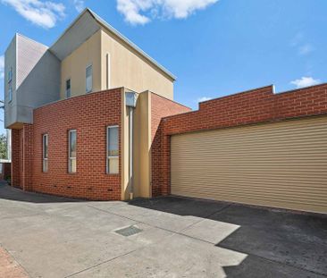 1/15 Nepean Highway, Safety Beach - Photo 1