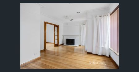 Duplex Living - Photo 2