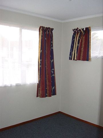 Full size 3 bedroom home - Photo 5