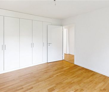 2.5 Zimmer, 2. Stock - Photo 2