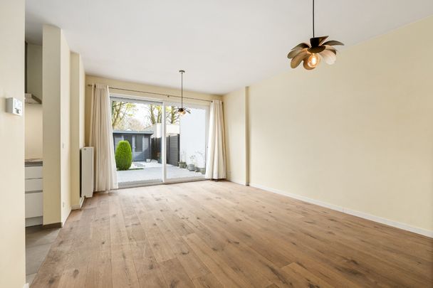 Gelijkvloers appartement met groot terras in Sint-Pauwels! - Photo 1