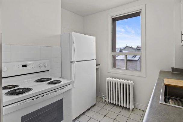 2 Bedroom - Photo 1