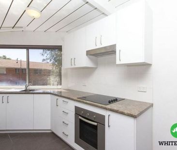 3/18 Trinculo Place, Queanbeyan - Photo 3