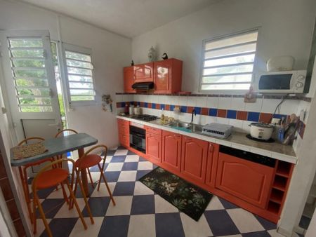 Location Appartement 100m² 4 pièces Fort de france - Photo 3