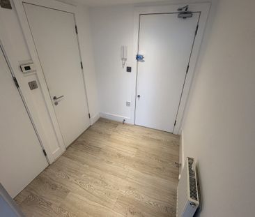 Station Parade, LETCHWORTH GARDEN CITY - Photo 2