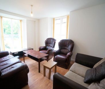 Flat 1, Ebenezer Chapel York Place - Photo 1
