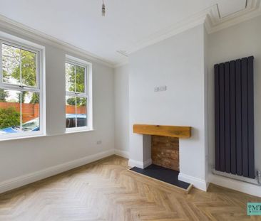 3 bedroom terraced house to rent - Photo 3