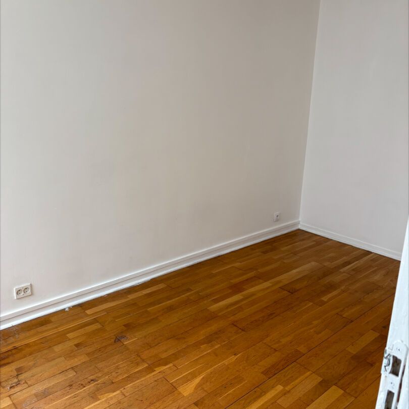 Apartment - Photo 1
