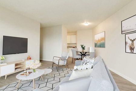 1 Bedroom - Photo 2