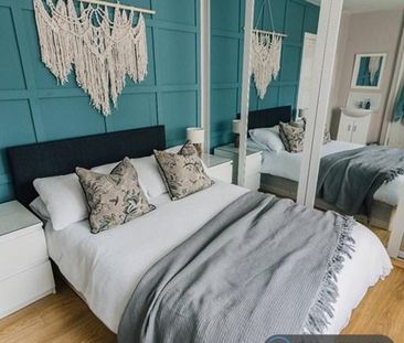 3 bedroom semi-detached house to rent - Photo 3