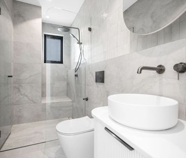 STUNNING HOME OVERLOOKING PARKLANDS - Photo 5