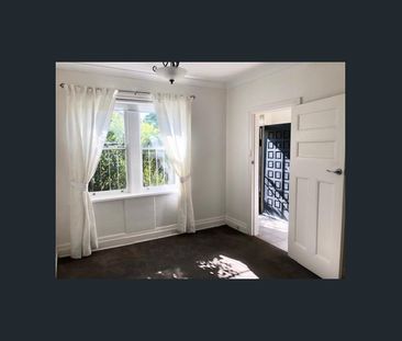 BRIGHT ONE BEDROOM APARTMENT WITH STUDY - Photo 1