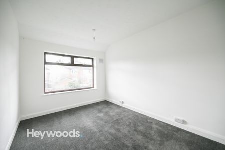 2 bed semi-detached house to rent in Little Cliffe Road, Blurton, Stoke-on-Trent ST3 - Photo 4